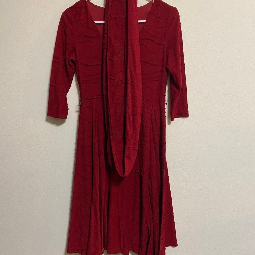 Christopher & Banks Red Dress Midi Length w/ Scarf Monochrome Pattern EUC Sz 6
